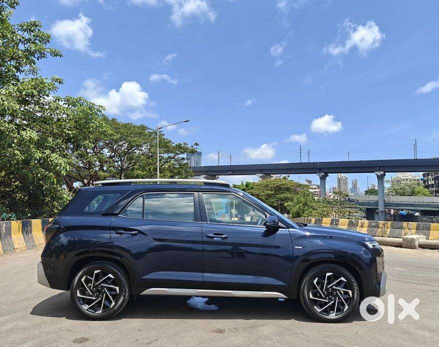 Hyundai Alcazar 2.0 Signature (o) Petrol At 6 Str, 2024, Petrol