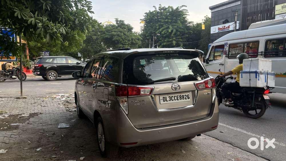 Toyota Innova Crysta 2.8 Zx At, 2016, Diesel