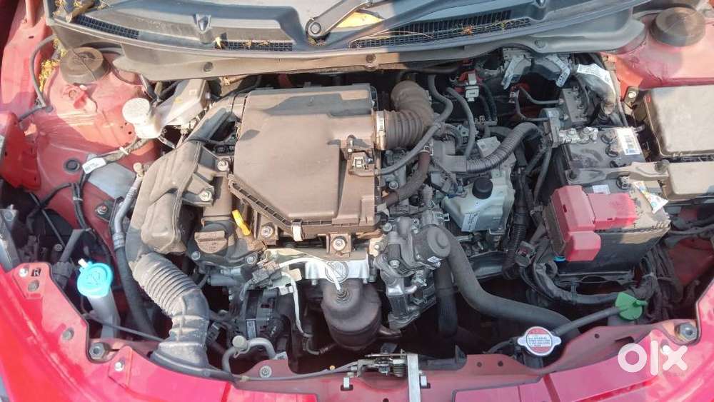 Maruti Suzuki New-gen Swift Vxi, 2024, Petrol