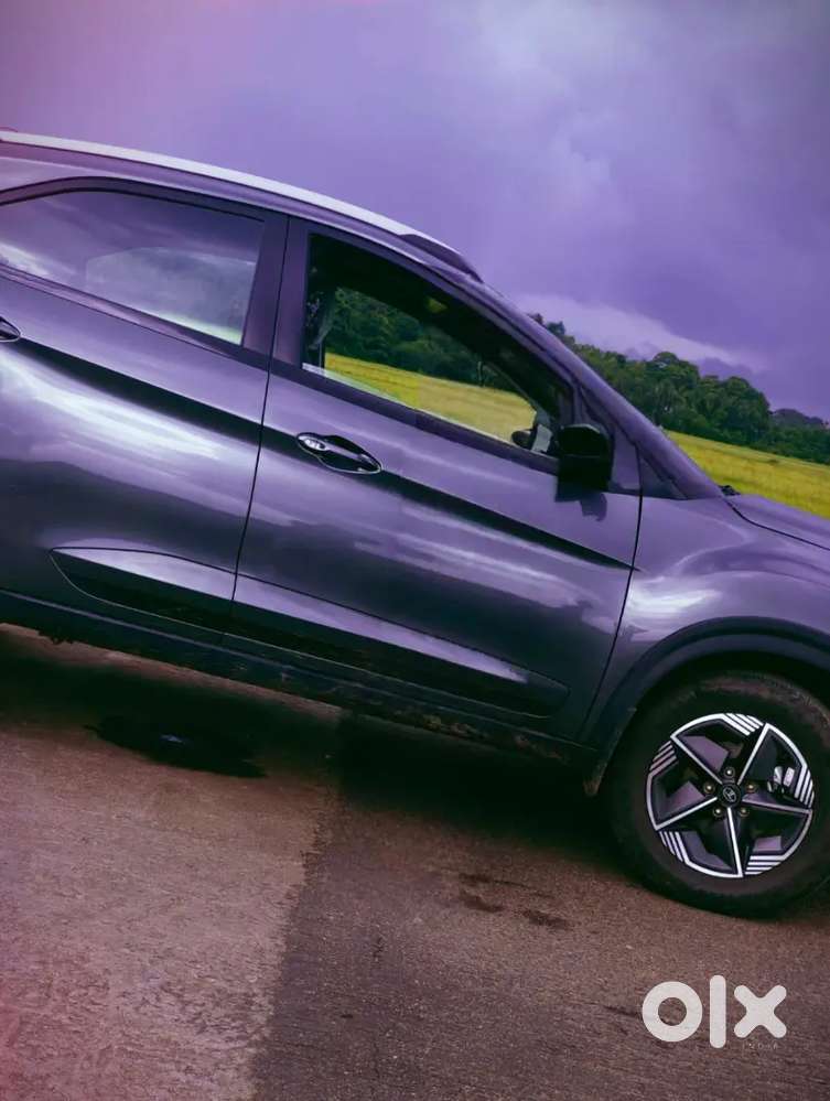 Tata Nexon Creative Petrol 2025
