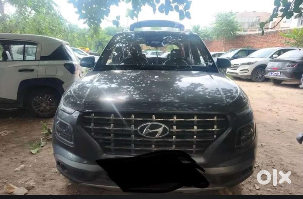 Hyundai Venue Petrol 2019