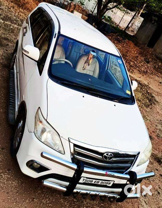 Toyota Innova, 2014