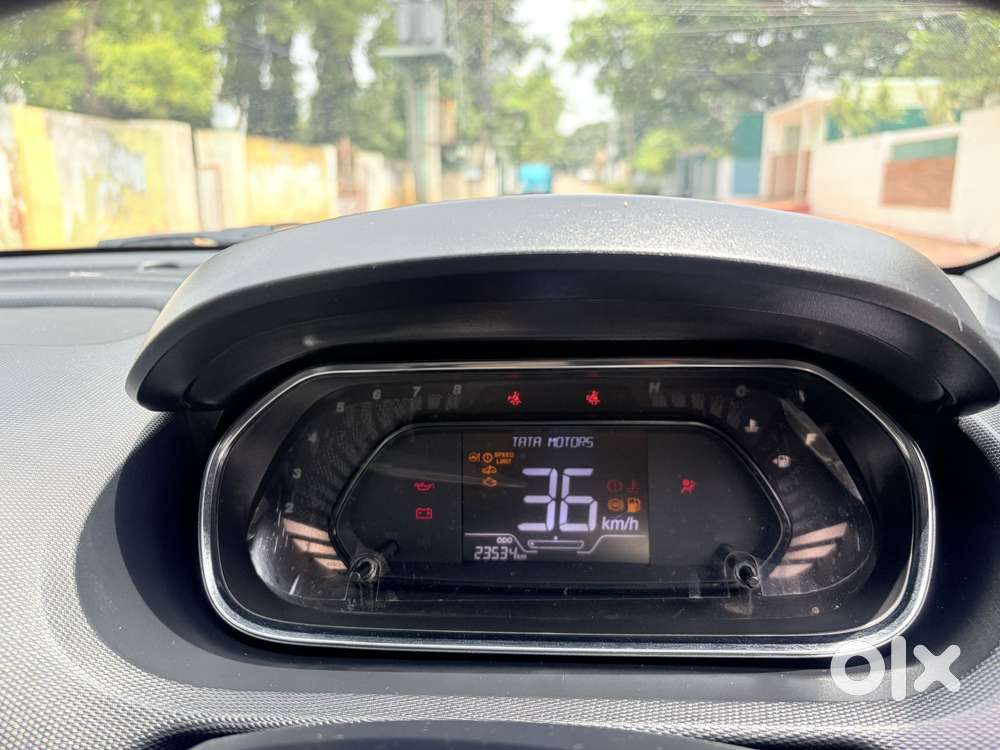 Tata Tiago Xza Plus, 2021, Petrol