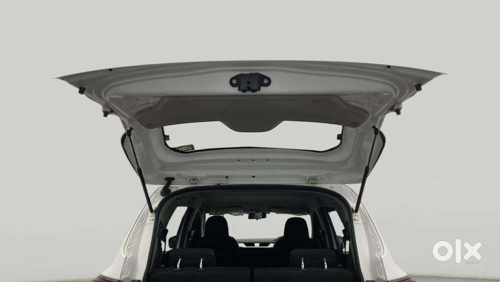 Renault Triber Rxz, 2020, Petrol