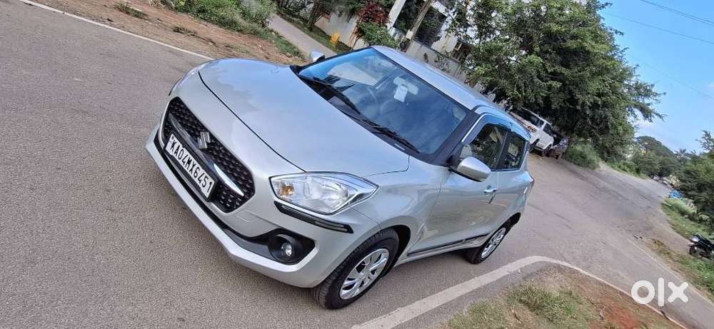 Maruti Suzuki Swift Vxi + Manual, 2020, Petrol