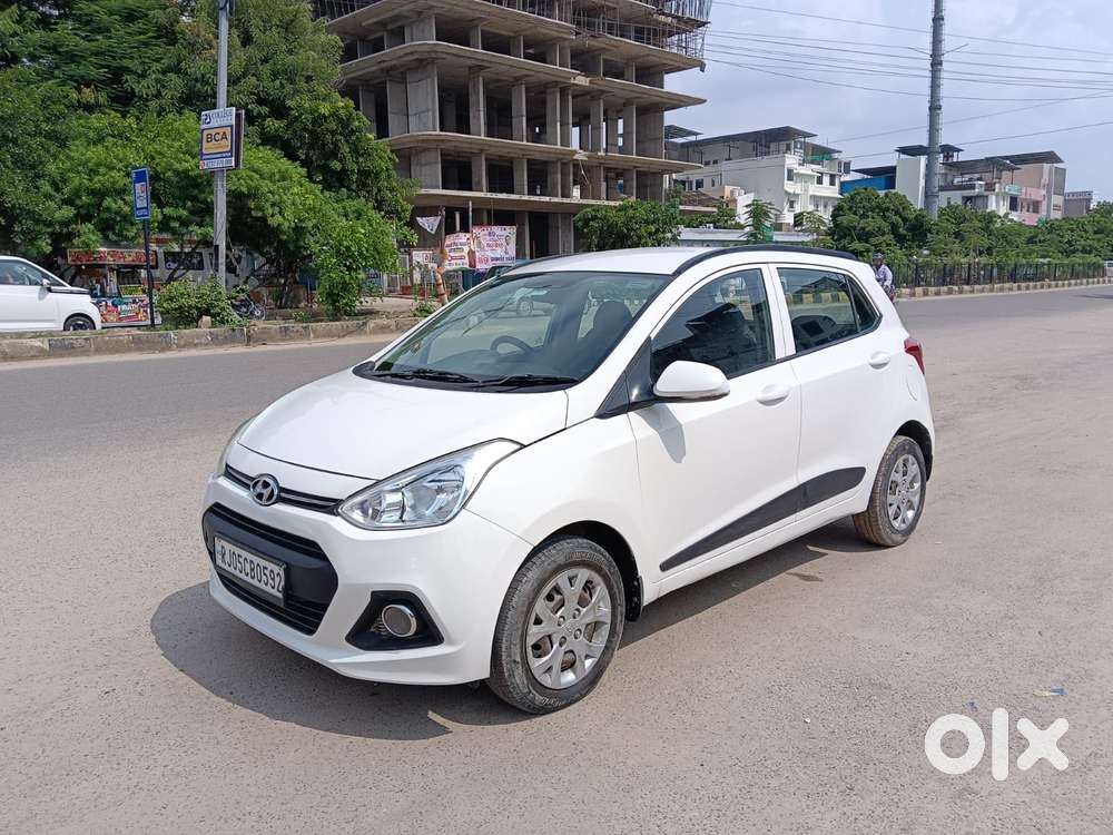 Hyundai Grand I10 Sportz 1.2 Kappa Vtvt, 2017, Petrol