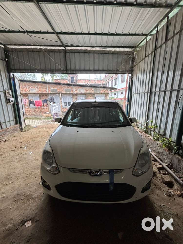 Ford Figo Petrol 2014