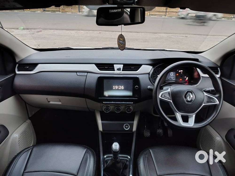 Renault Triber Rxz, 2019, Petrol