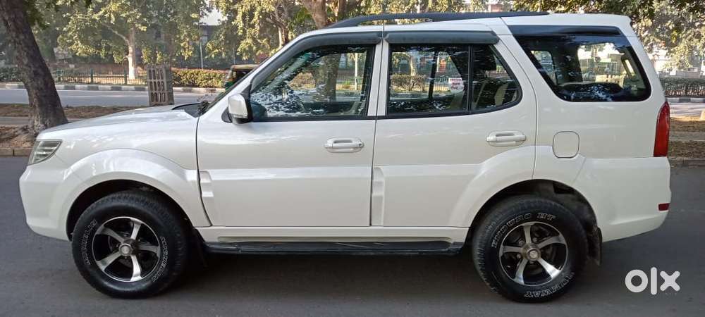 Tata Safari Storme Lx, 2013, Diesel