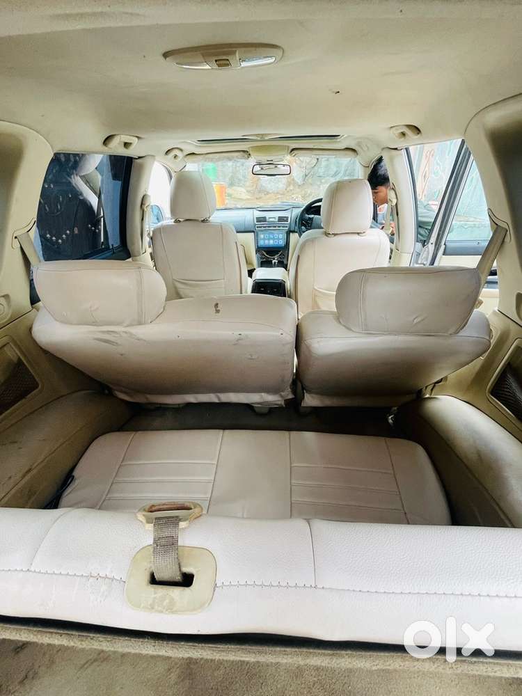 Mahindra Ssangyong Rexton Rx7 With Sunroof 2013 Diesel Well Maintained