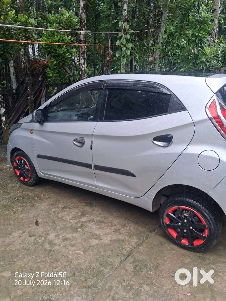Hyundai Eon Magna + 2012