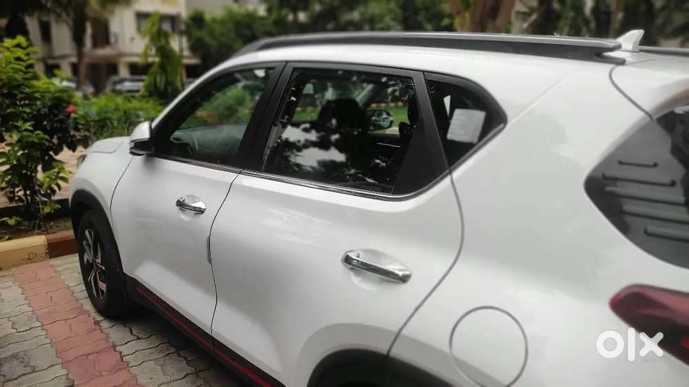 Kia Sonet 2021 Petrol 49k Km Driven, Top Model, Fully Automatic