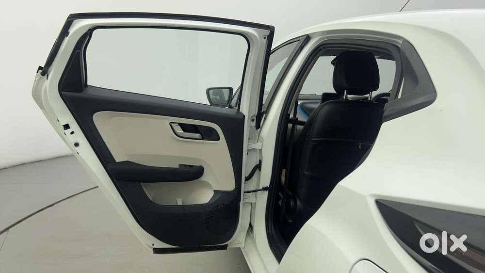 Tata Altroz Xza Petrol, 2024, Petrol