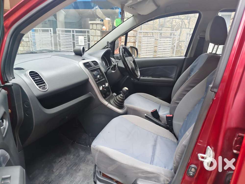 Maruti Suzuki Ritz Vxi, 2011, Petrol