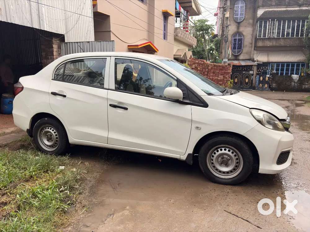  For Sale – Maruti Suzuki Swift Dzire (2015 Model)

A Well-maintaine