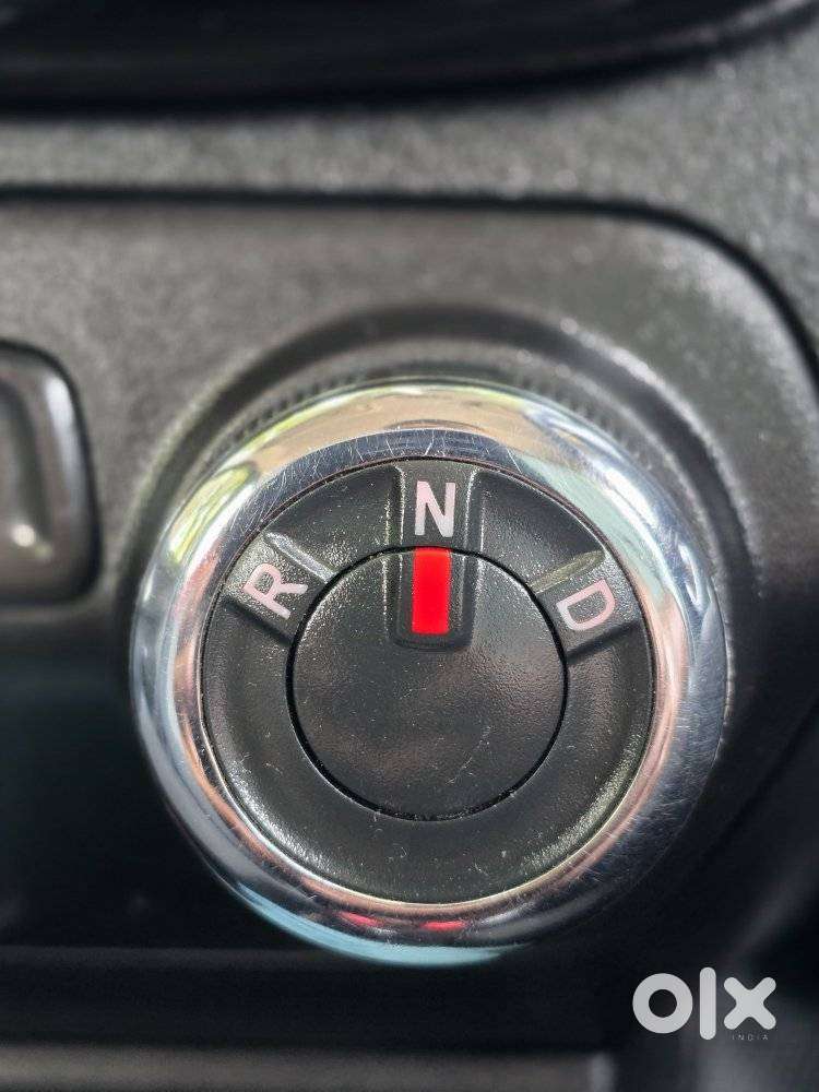 Renault Kwid 1.0 Rxt (o) Easy-r, 2019, Petrol