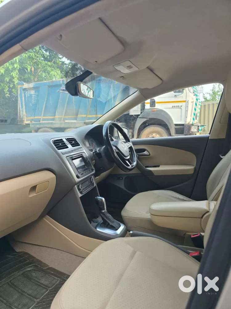 Volkswagen Vento Petrol Highline, 2016, Petrol