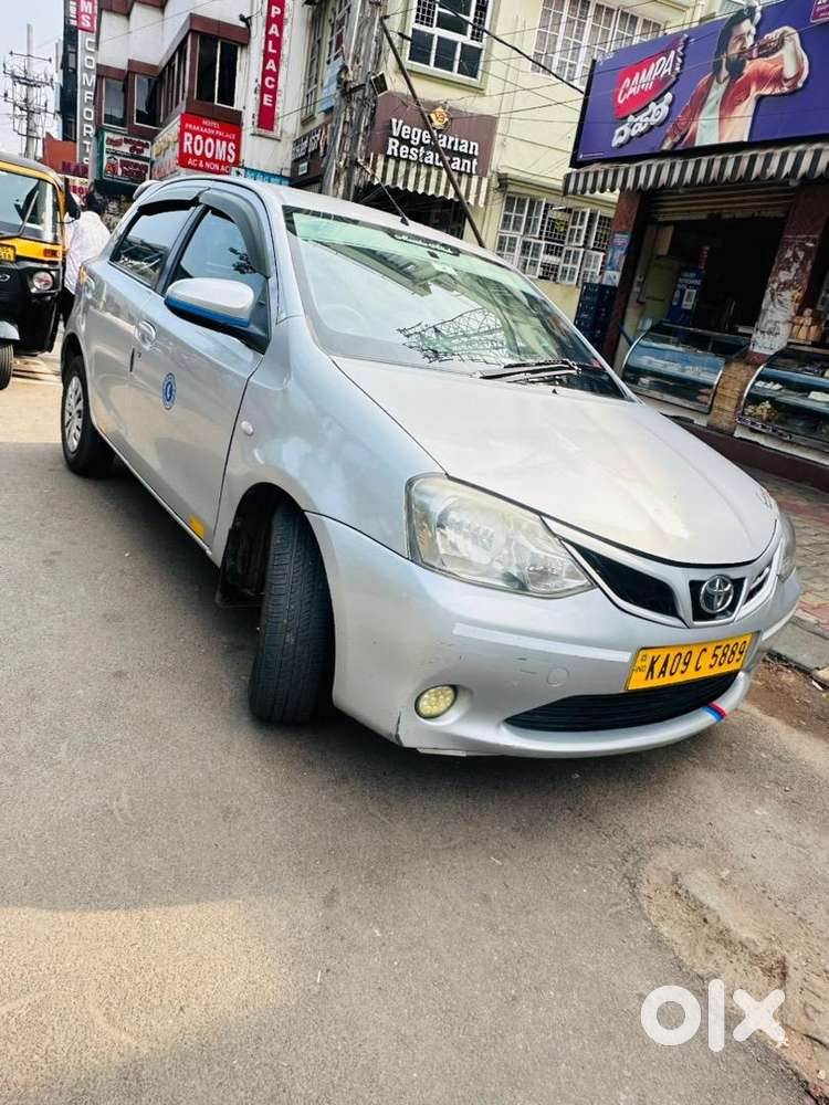 Toyota Etios Liva 2016