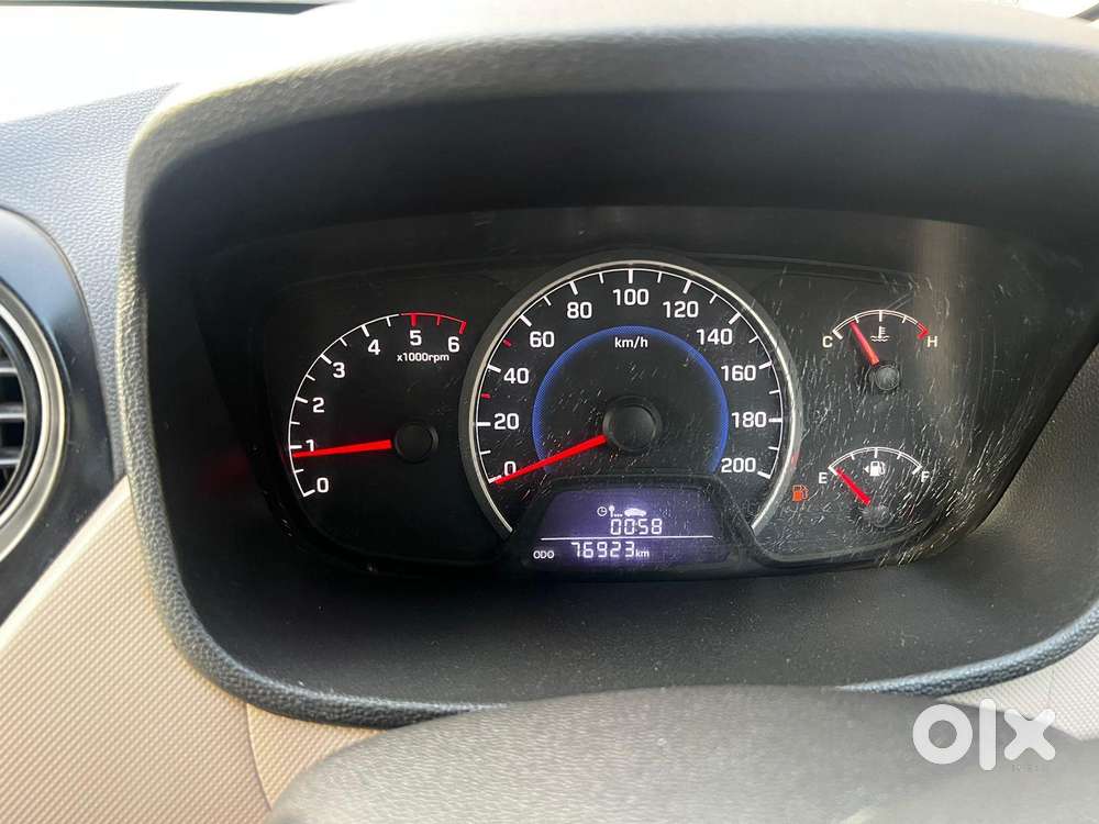 Hyundai Grand I10 2013-2016 Crdi Sportz, 2013, Diesel