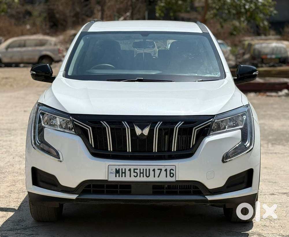 Mahindra Xuv700 2.0 Mx Petrol Mt 5 Str, 2022, Petrol