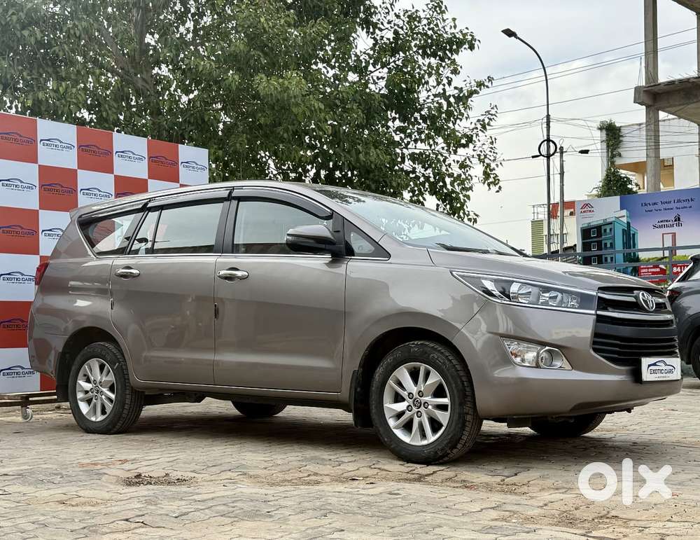 Toyota Innova Crysta 2.4 G Mt, 2019, Diesel