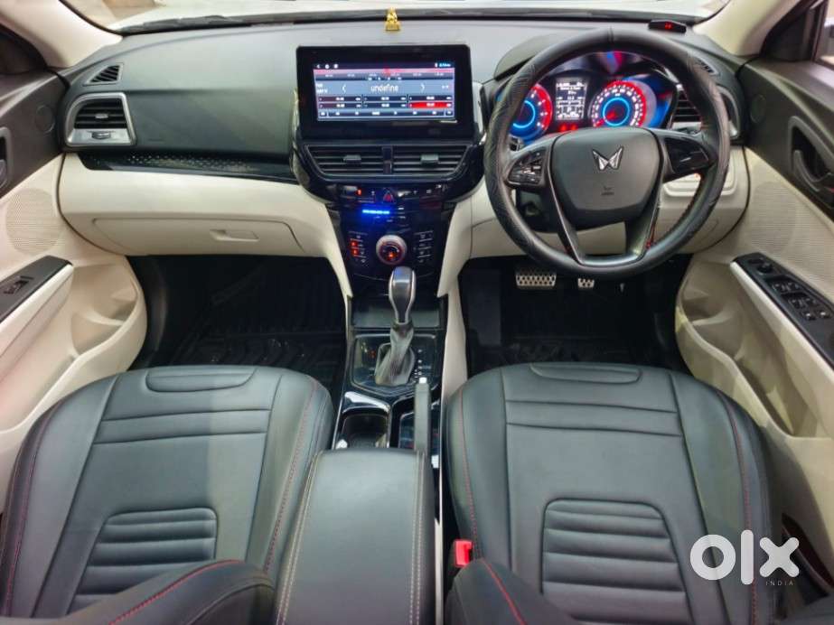 Mahindra Xuv 3xo, 2025, Petrol