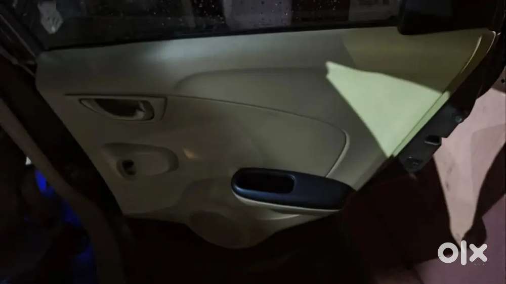 Honda Brio 2015 Petrol 98000 Km Driven