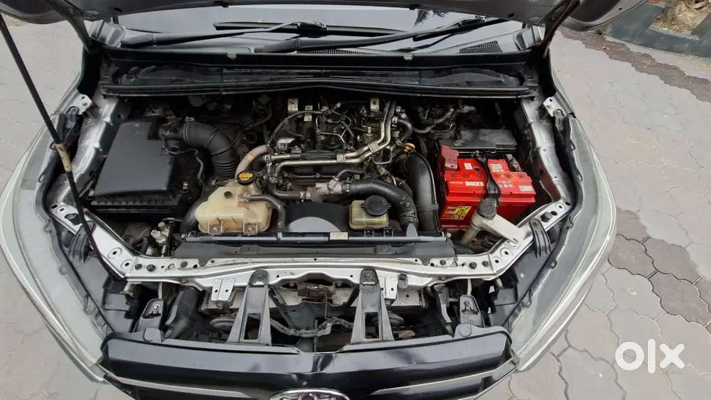 Toyota Innova Crysta 2016 Model Diesel Well Maintained Car