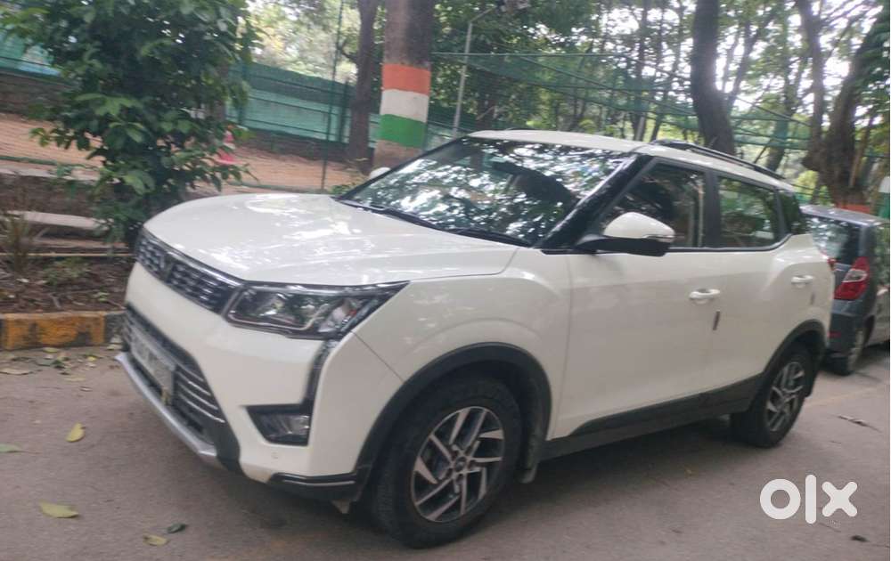 2022 Xuv300 W8(o) Amt  13k Km  1st Owner  Top Model