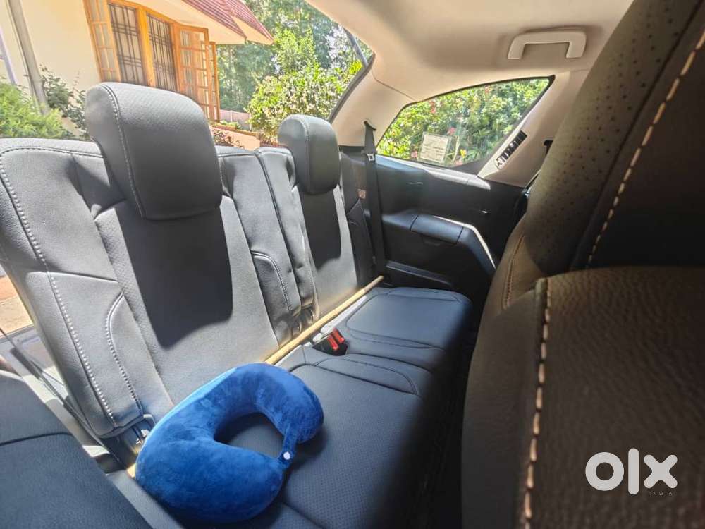 2017 Tata Hexa Xta Automatic  Single Owner (ka12) 85,000 Km