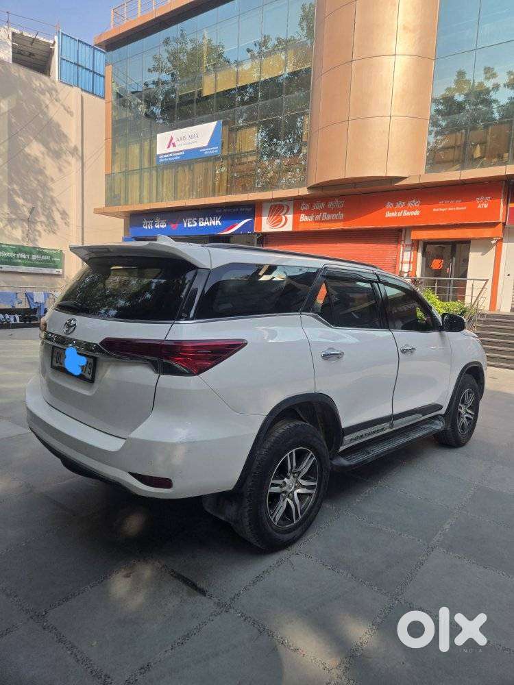 Toyota Fortuner 3.0 4x2 Automatic, 2019, Diesel