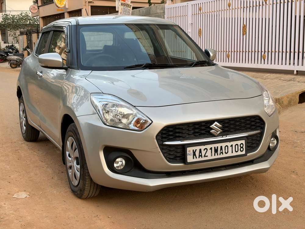 Maruti Suzuki Swift Vxi + Manual, 2023, Petrol