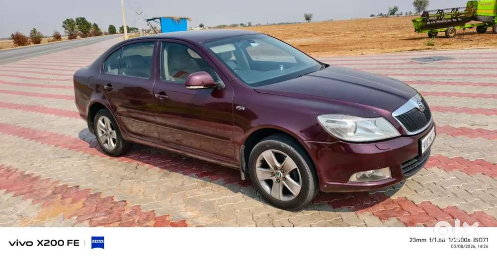 Skoda Laura 2012 Diesel 108000 Km Driven
