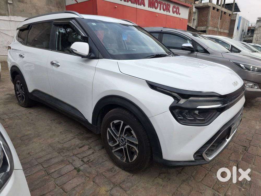 Kia Carens 1.4 Luxury Plus 6 Str, 2022, Petrol