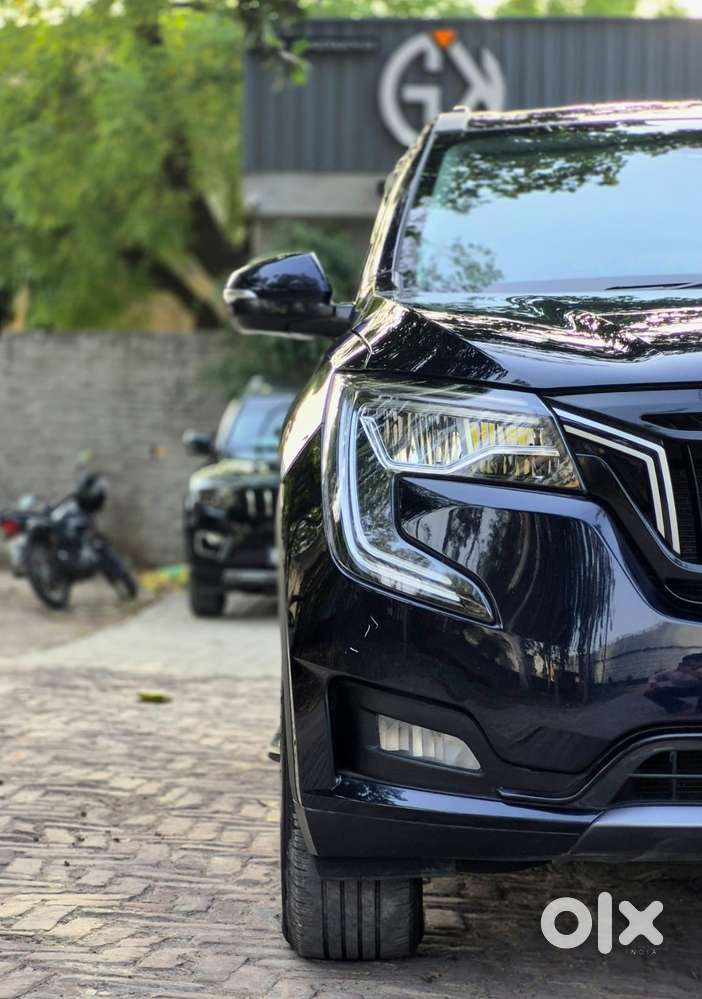 Mahindra Xuv700 2.2 Ax 7 Diesel At Str, 2023, Diesel