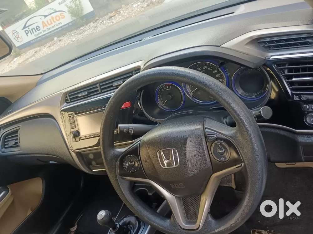 Honda City 1.5 V 4th Gen I-vtec Mt, 2015, Petrol