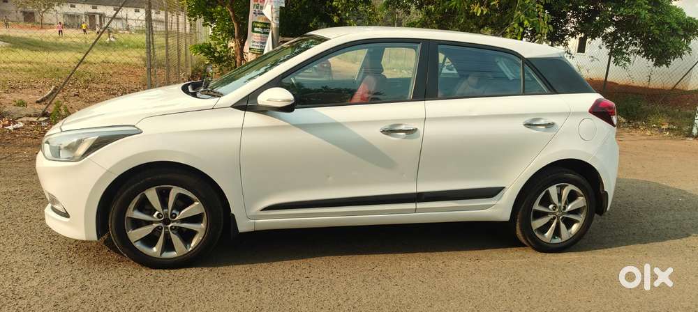 Hyundai New I20 1.2 Asta (o) Mt Dual Tone, 2014, Diesel