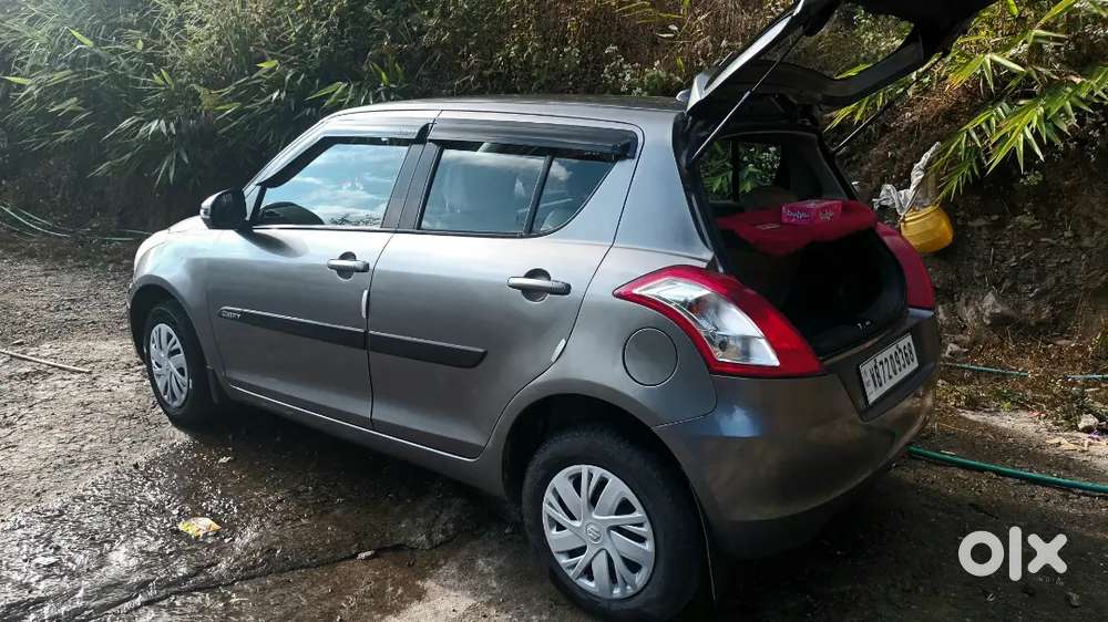 Maruti Suzuki Swift 2017 Petrol 56000 Km Driven