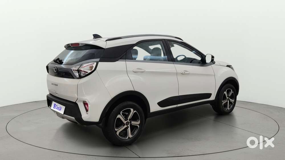 Tata Nexon 1.2 Revotron Xza Plus Premium, 2022, Petrol
