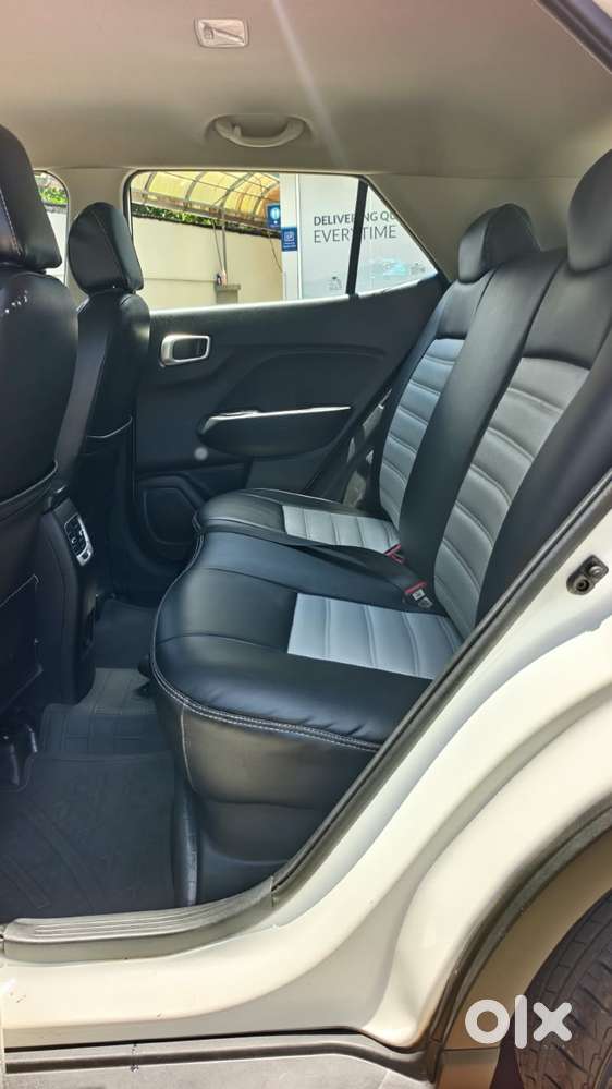 Hyundai Venue S Turbo, 2019, Petrol