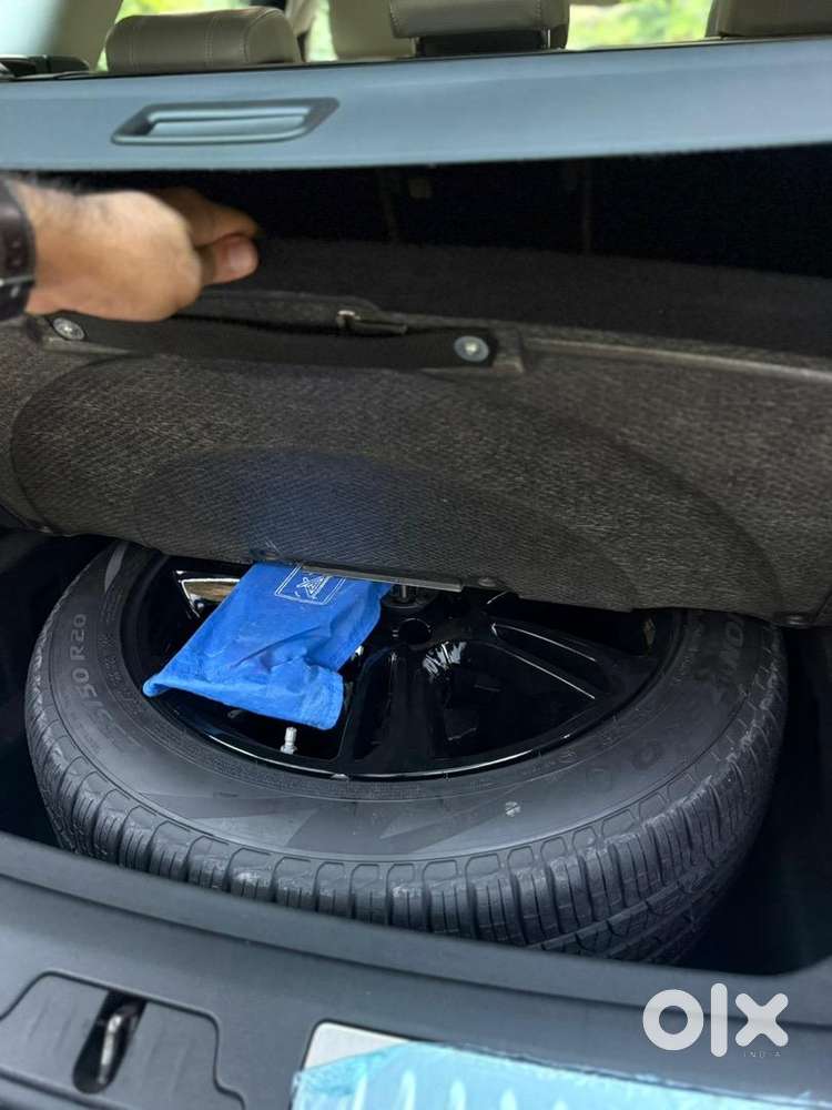 Land Rover Range Rover Velar 2021 Petrol Well Maintained