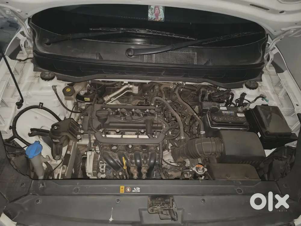 Hyundai Venue 2022 Petrol 35000 Km Driven