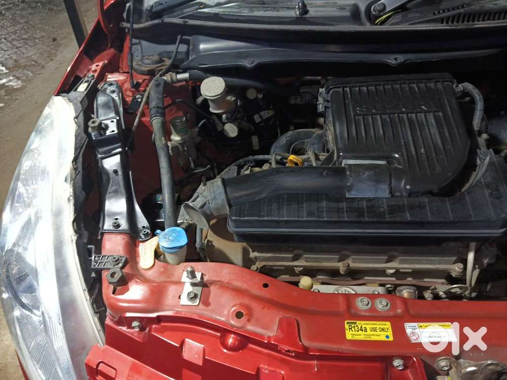 Maruti Suzuki Swift Vvt Vxi, 2014, Petrol