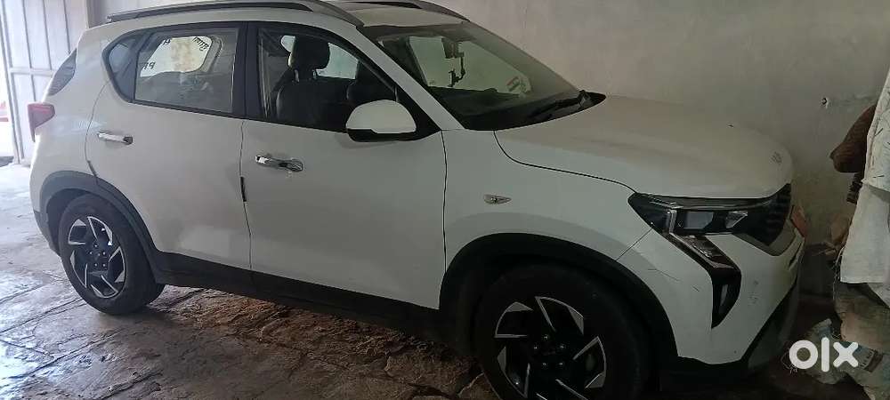 Kia Sonet 2024 Petrol 16900 Km Driven