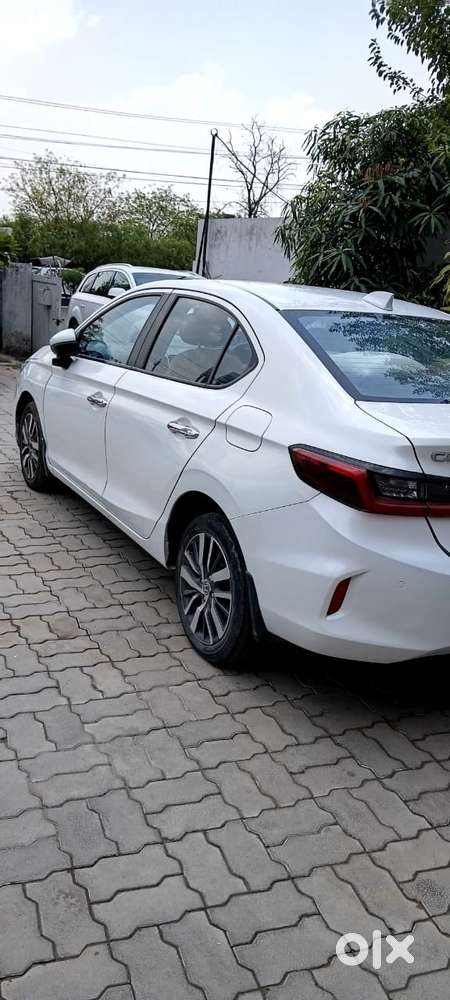 Honda City Zx, 2022, Petrol