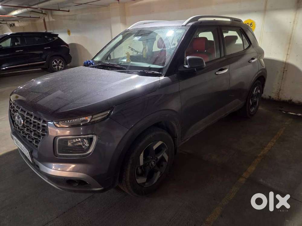 Hyundai Venue 2019 Petrol Well Maintained