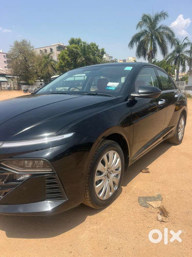 Hyundai Verna Sx 1.5 Petrol Ivt, 2023, Petrol