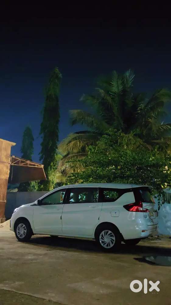 Maruti Suzuki Ertiga Vxi 2026