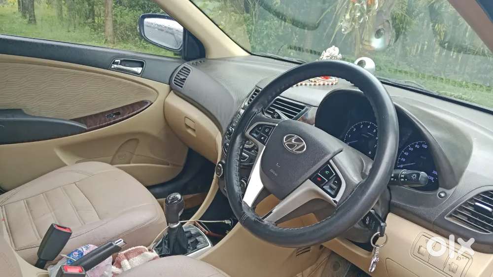Hyundai Verna Sx O 2012