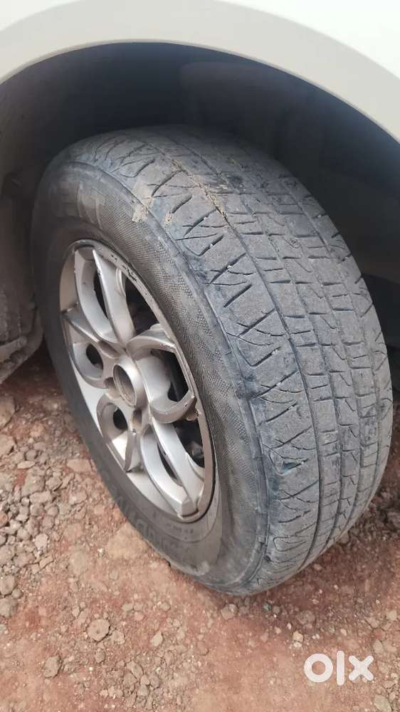 Mahindra Xuv500 2017 Diesel 102000 Km Driven